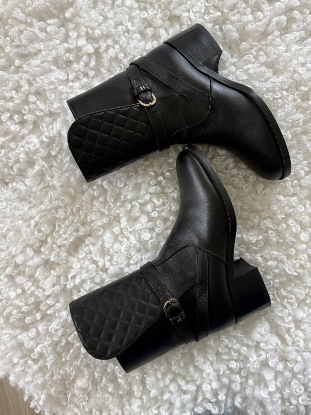 Authentic Chanel black leather ankle boots- SIZE 38 - Picture 3 of 9